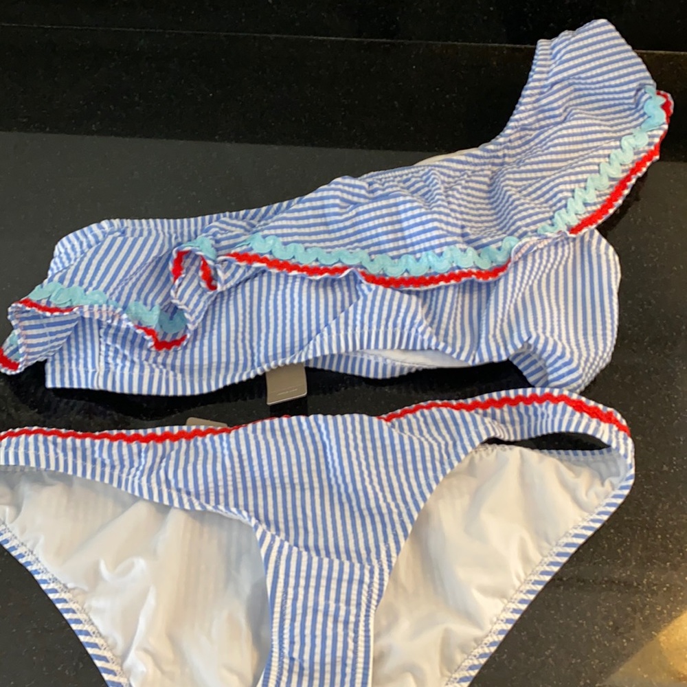 Women’s bathing suit